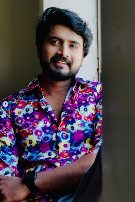 Nikhil Maliyakkal Wiki, Biography, Age, Family, Height, Girl Friend, Movies, Serials, Bigg Boss 8 Telugu, And More 6 Nikhil Maliyakkal 4