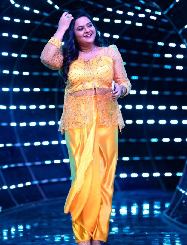 Rohini Noni Wiki, Biography, Age, Family, Movies, Height, Boy Friend, Serials, Shows, Bigg Boss 8 Telugu, And More 7 Rohini Noni 6