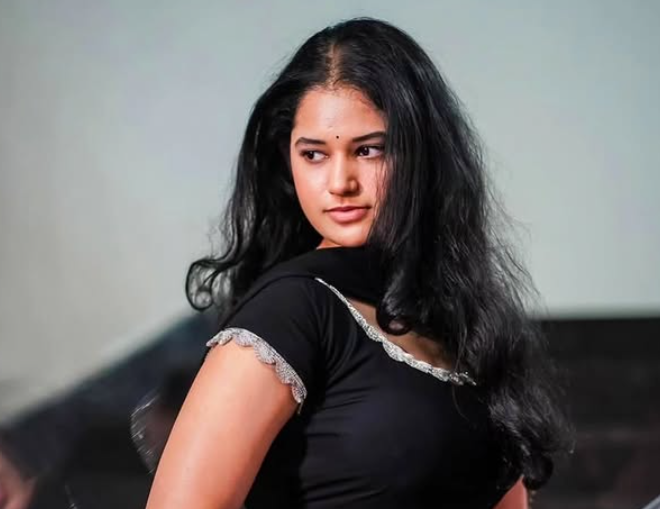 Alekhya Chitti Pickles Sisters in Talks for Bigg Boss Telugu 9? 1 Alekhya Chitti Pickles Sisters in Talks for Bigg Boss Telugu 9
