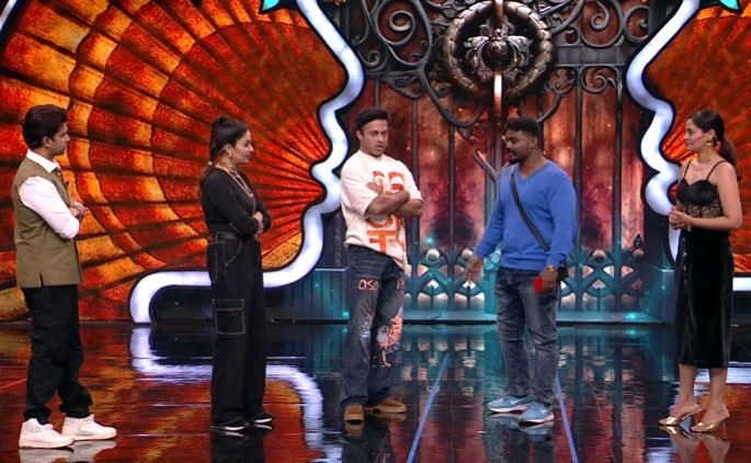 Bigg Boss 09 Telugu Agnipariksha Episode 13 Highlights: Double Elimination Shocks Housemates 1 Bigg Boss 09 Telugu Agnipariksha Episode 13 Highlights