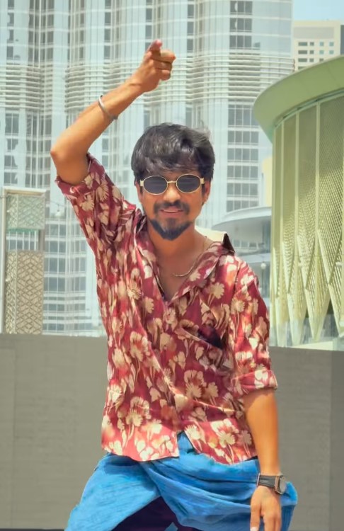 Ramu Rathod Wiki, Biography, Age, Family, Wife, Height, Songs, Bigg Boss 9 Telugu And More 3 Ramu Rathod2