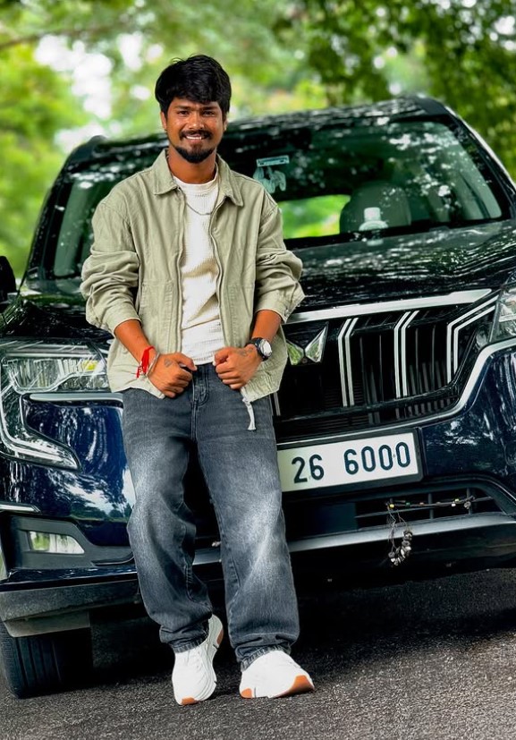 Ramu Rathod Wiki, Biography, Age, Family, Wife, Height, Songs, Bigg Boss 9 Telugu And More 7 Ramu Rathod6