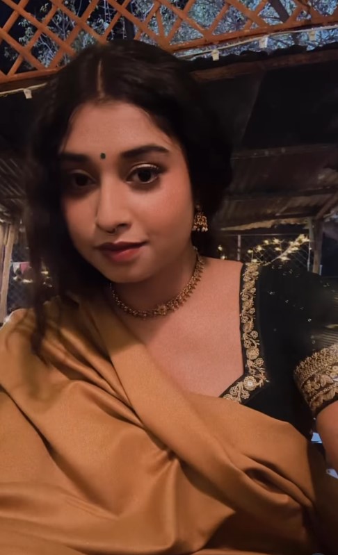 Shrasti Verma Wiki, Biography, Age, Family, Husband, Height, Movies, Shows, Bigg Boss 9 Telugu And More 5 Shrasti Verma4