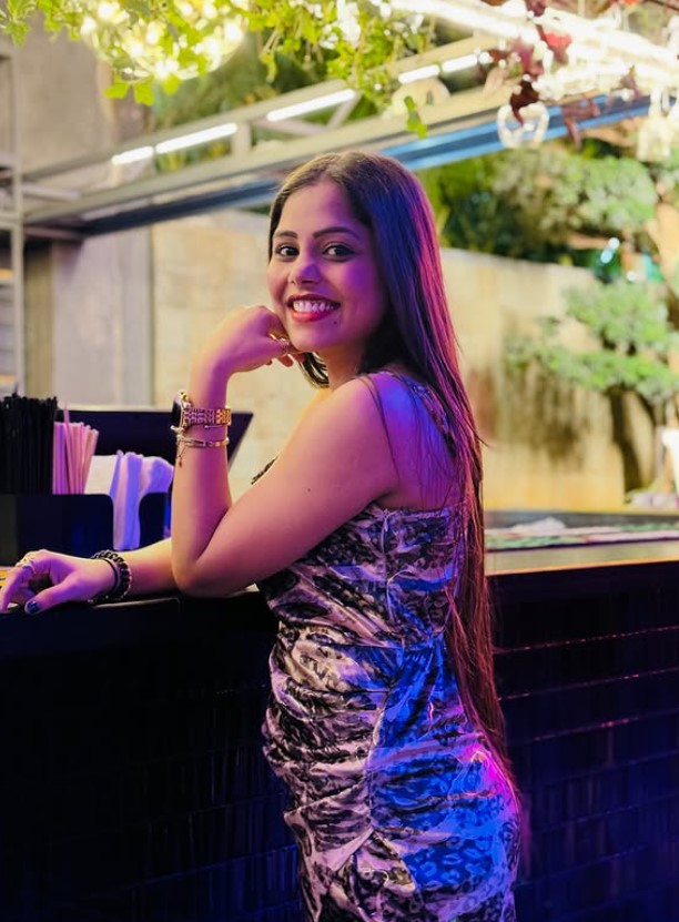 Srija Dammu Wiki, Biography, Age, Family, Boy Friend, Height, Movies, Shows, Bigg Boss 9 Telugu And More 5 Srija Dammu6