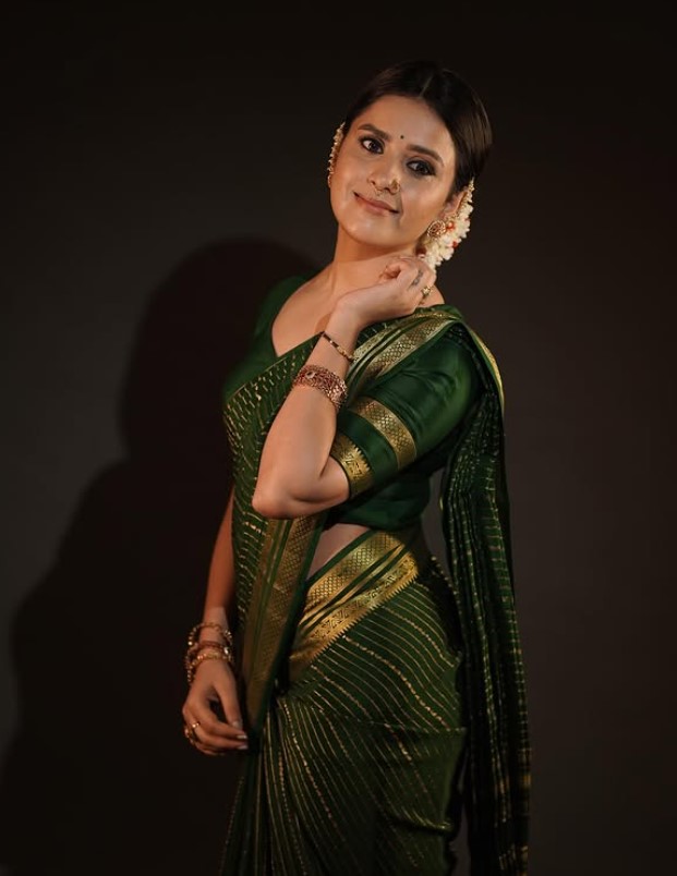 Tanuja Gowda Wiki, Biography, Age, Family, Boyfriend, Height, Movies, Serials, Bigg Boss 9 Telugu And More 8 Tanuja Gowda1