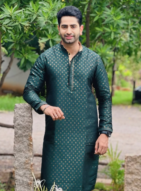 Nikhil Nair 1