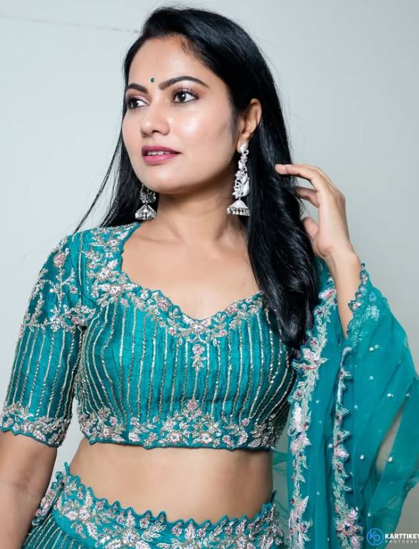 Suhasini 7