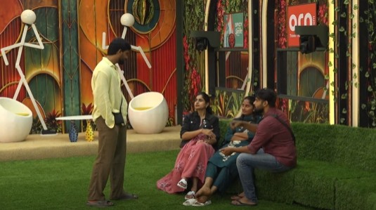 Bigg Boss 10 Telugu Episode 2 Highlights: Magical Keys, Secret Powers & Big Team Fights 1 Bigg Boss 10 Telugu Episode 2 Highlights